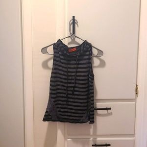 Hooded tank top